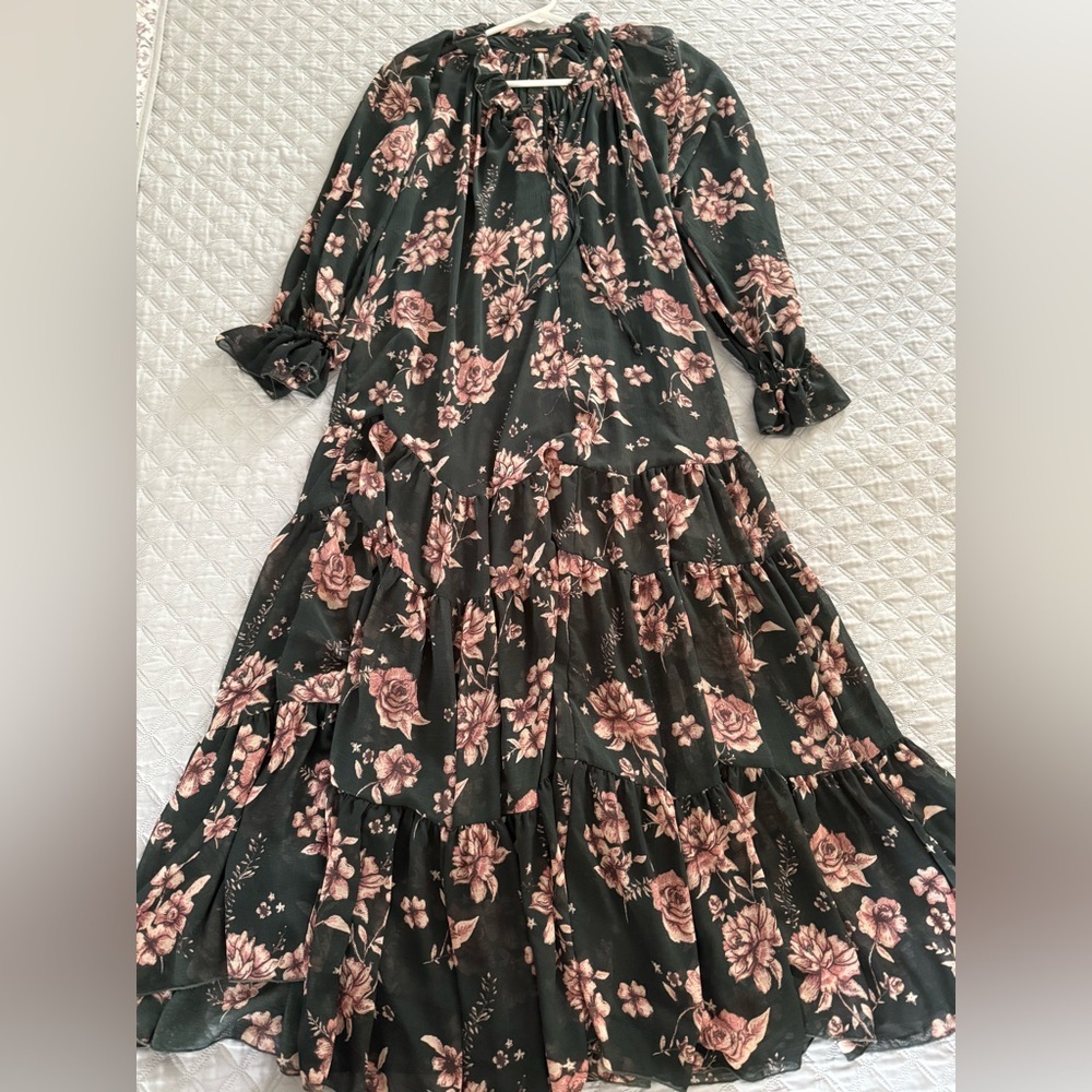 Floral Black and Pink Women's Dress